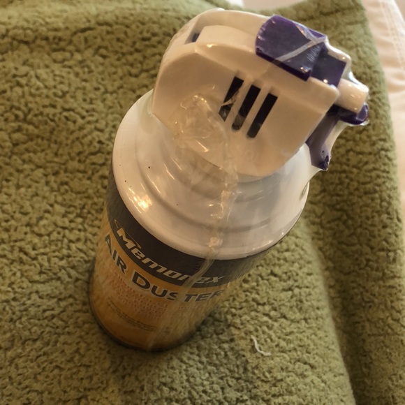 Memorex Air Duster 100% Non-Flammable - Moisture Free - Non-Ozone depleting - Picture 8 of 8